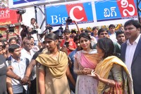 Shriya Launches Big C Showroom at Vizag
